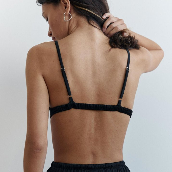 Топ на бретелях сатин