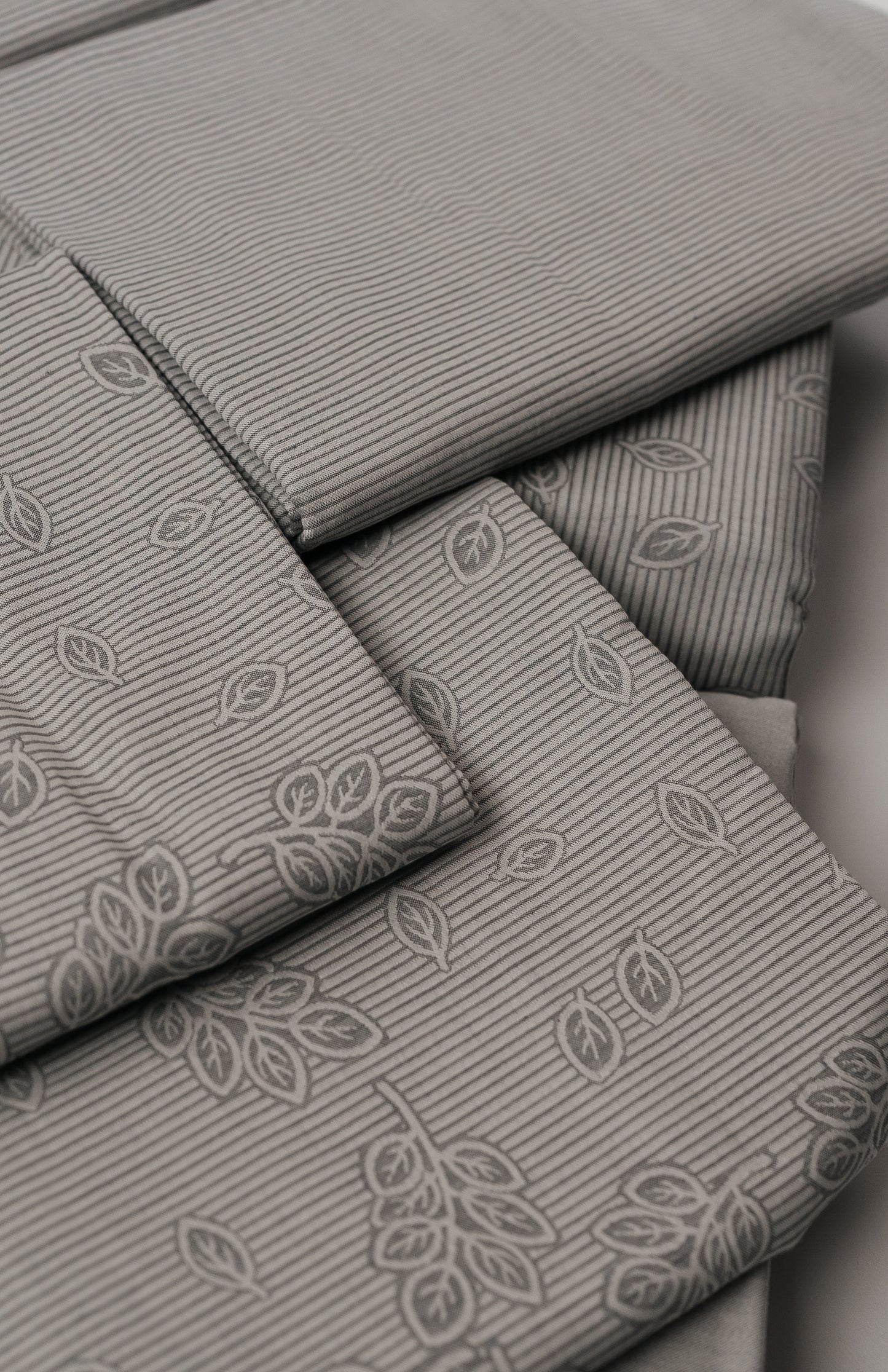 Постільна білизна AMR Florence Stripe dark grey